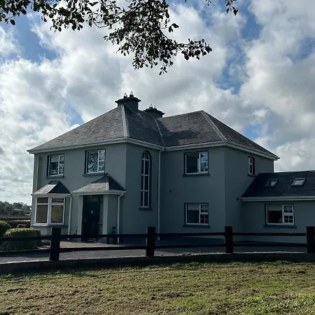 6 Bed House, 4 Bath House In Brickens Lägenhet Claremorris