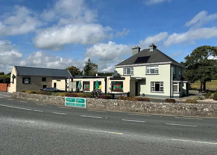 Διαμέρισμα 6 Bed House, 4 Bath House In Brickens Claremorris